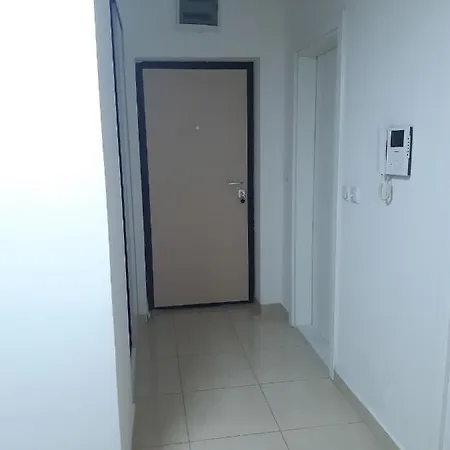 Moonlight Pent * Skopje